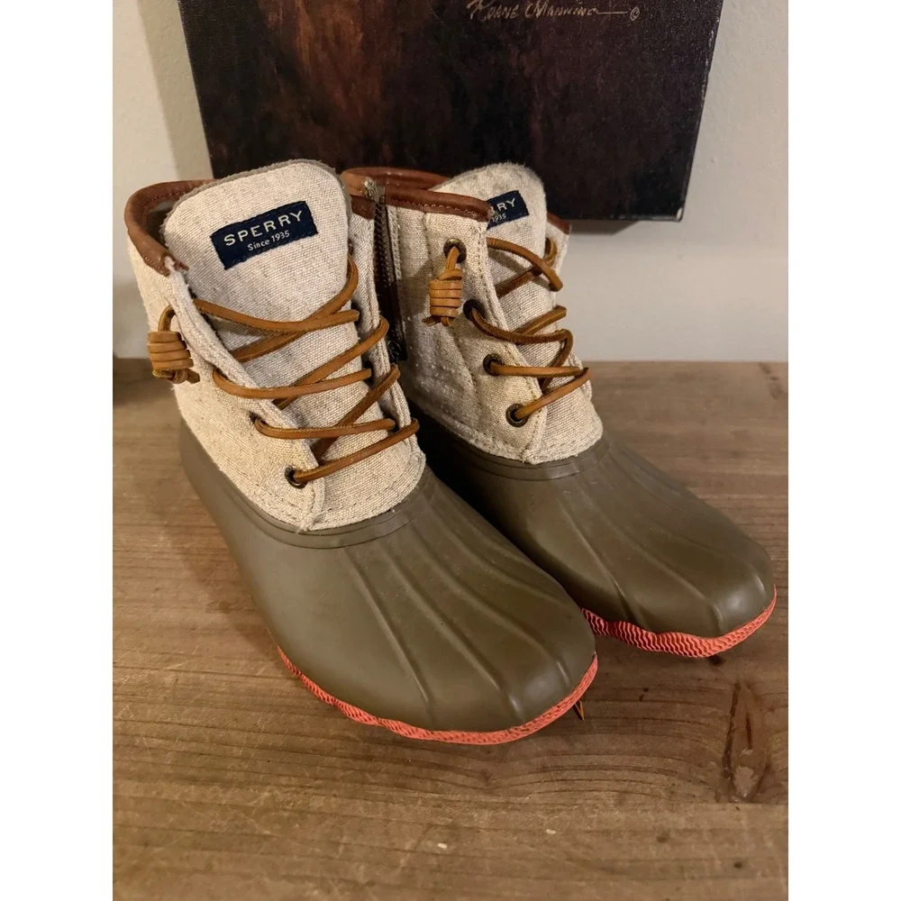 Sperry Saltwater Duck Boots Olive Oatmeal Canvas Ankle Rain Boots Women's 6